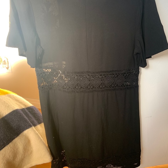 Forever 21 Embroidered Crochet Swim Cover Up - Picture 3 of 3